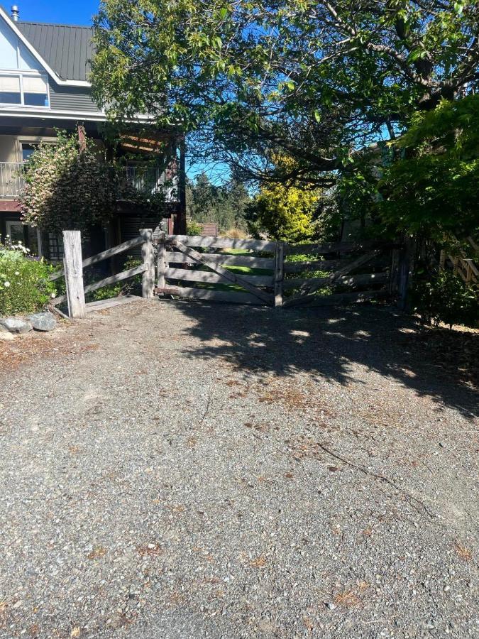 Two Bridges Tekapo Apartment Lake Tekapo Bagian luar foto