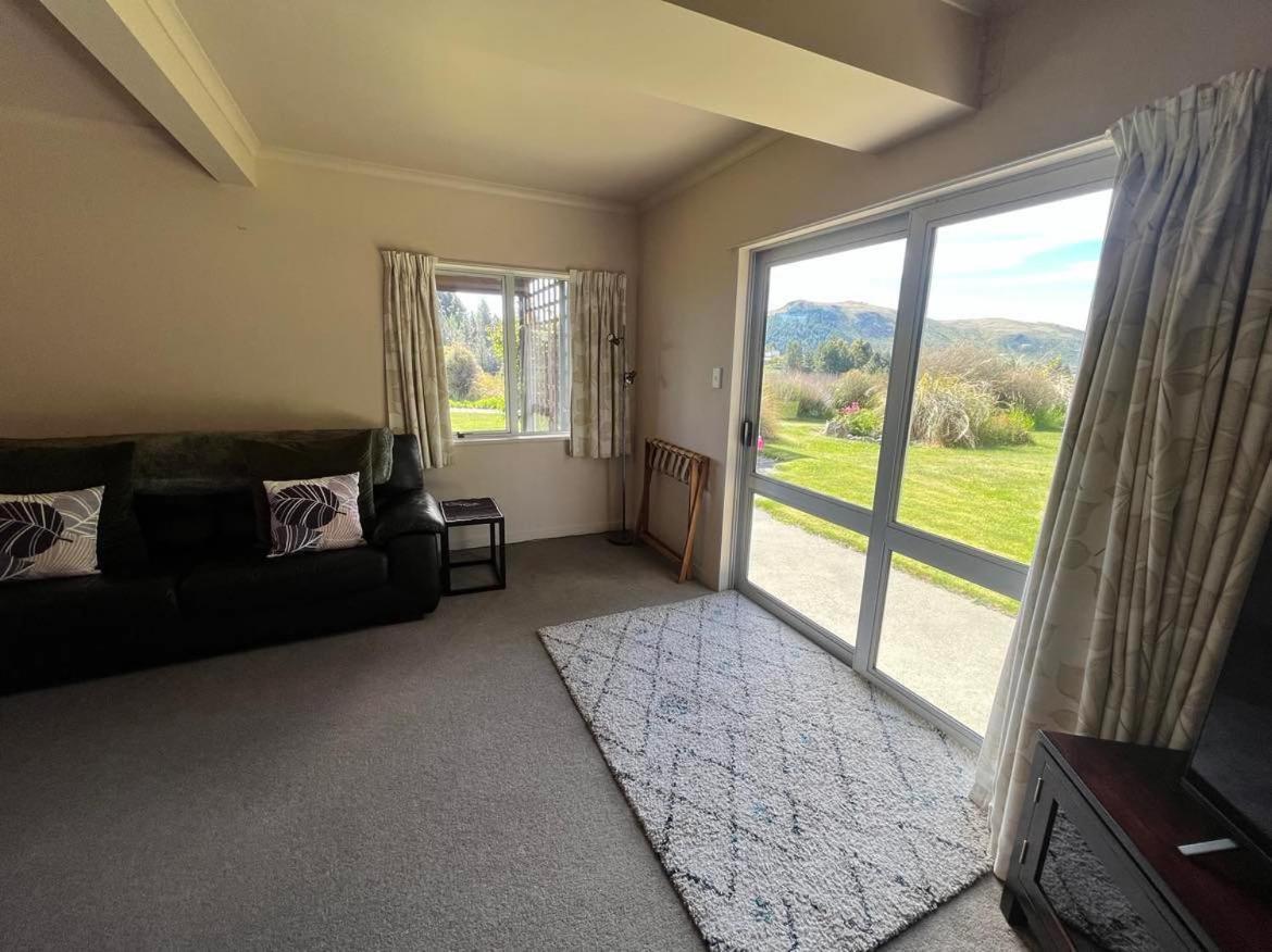 Two Bridges Tekapo Apartment Lake Tekapo Bagian luar foto